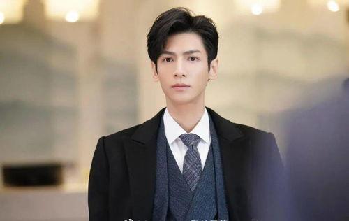 吃瓜娱乐罗云熙,瓜田里的璀璨明星